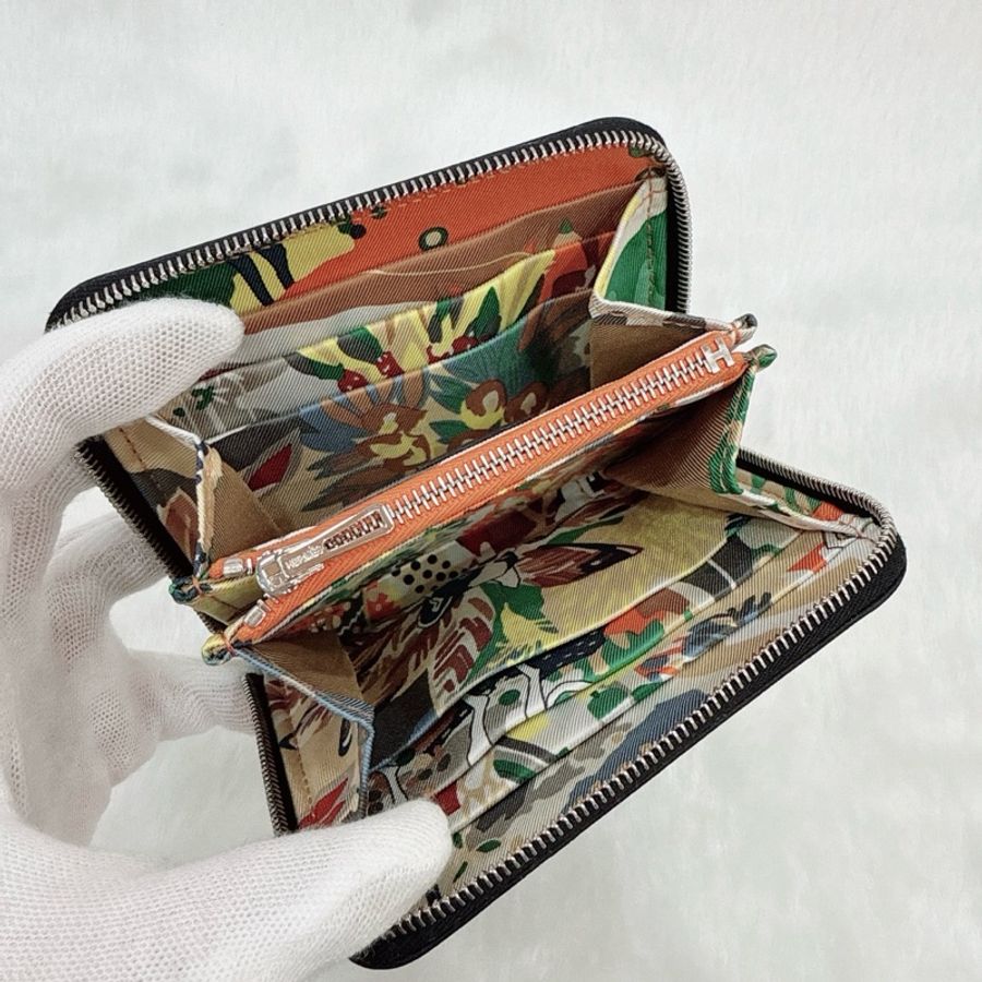 莉亞精品♡Hermes 絲巾短夾 狗來富x黑 全新-2