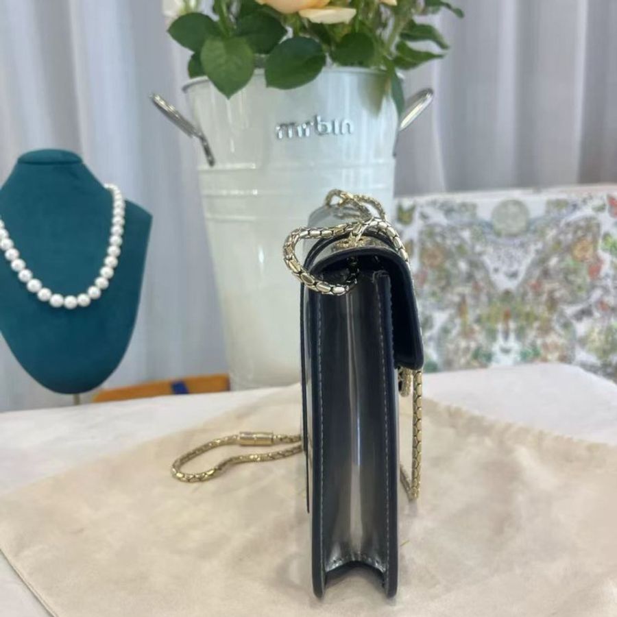 Bvlgari 銀色亮面 SERPENTI FOREVER系列小號 20x14x4.5 99新-6