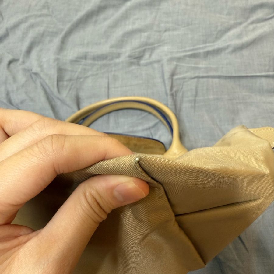 LONGCHAMP奶茶色短提把手提包-17