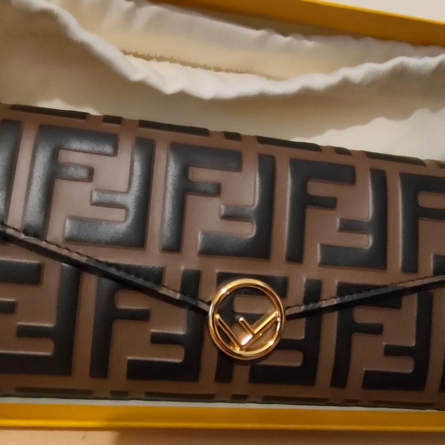 Fendi 滿版FF Woc-5