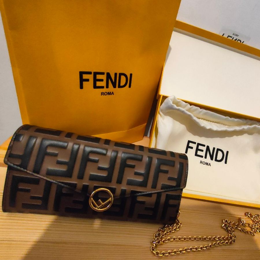 Fendi 滿版FF Woc-0