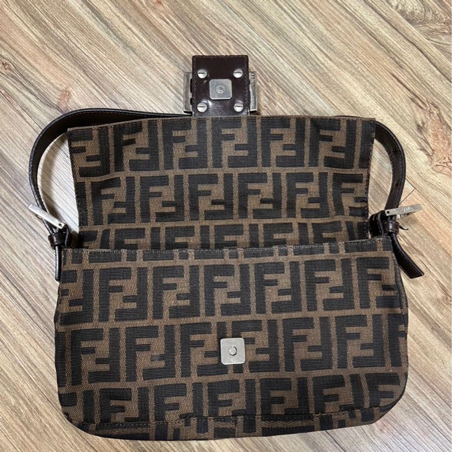 FENDI 經典老花法棍包 肩背包 中古 二手-11