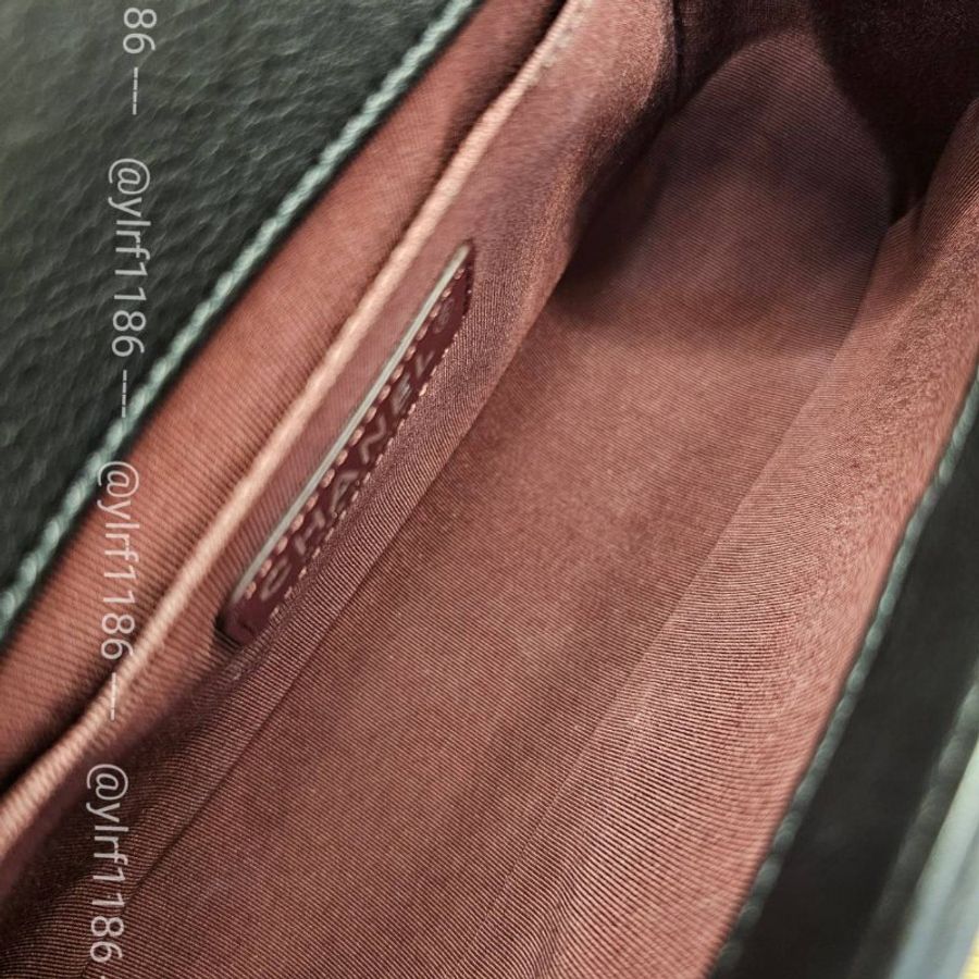 ❣Chanel 黑牛皮霧銀釦粗線菱格紋BOY25 肩斜背包-19