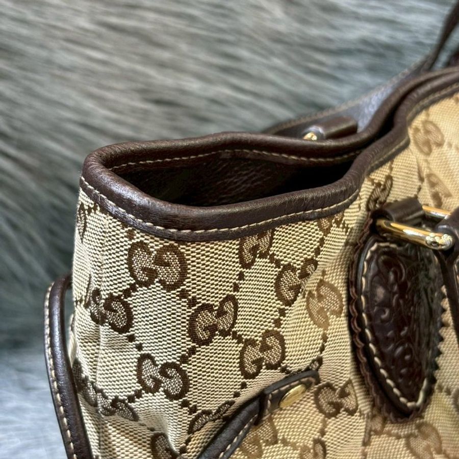 GUCCI 211955 GG LOGO 咖啡色緹花布 愛心小金人 流蘇包肩背包購物包托特包-11