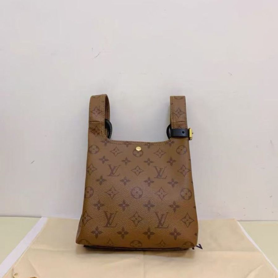 99新 LOUIS VUITTON Atlantis BB 老花包-1