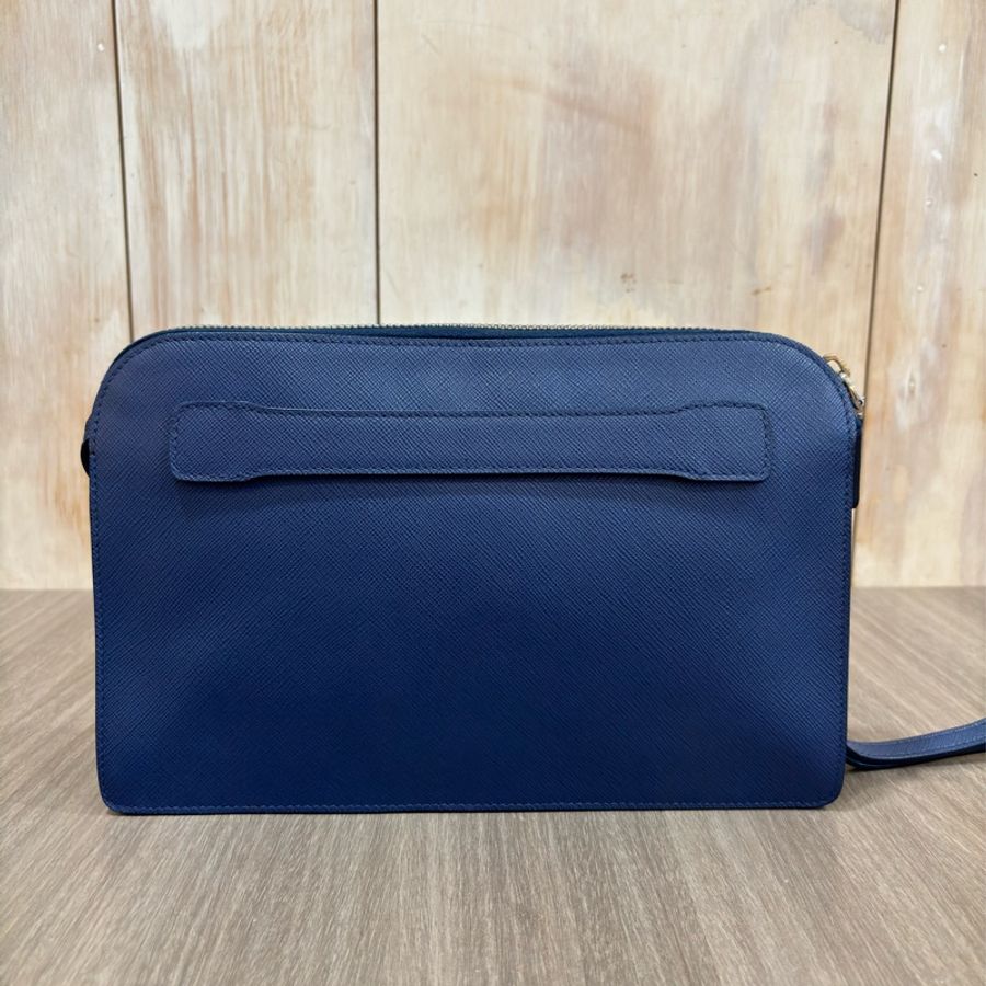 PRADA 2VF056 藍色 荔枝皮 可拆 手把 把手 皮帶 大容量 手拿包 公事包-2