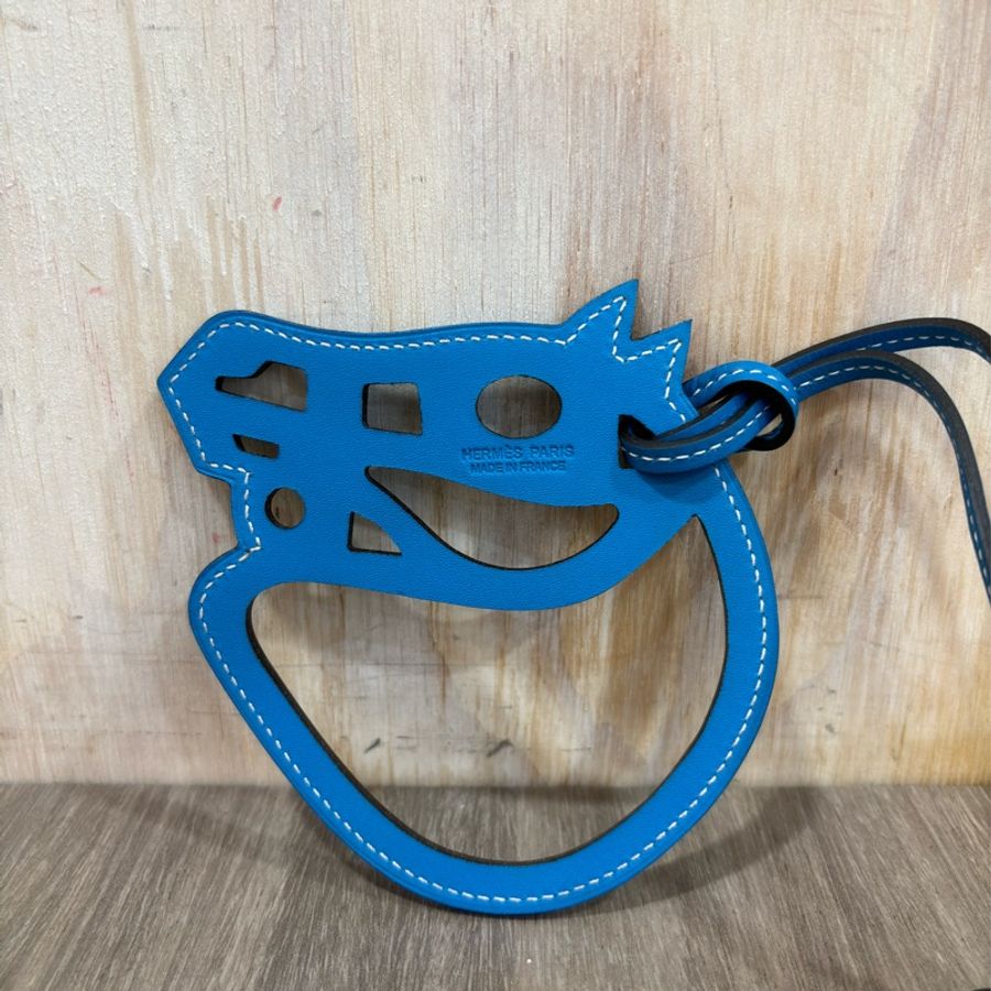 HERMES 愛馬仕 Paddock Cheval Bag Charm 藍色 皮革 縷空 馬頭-1