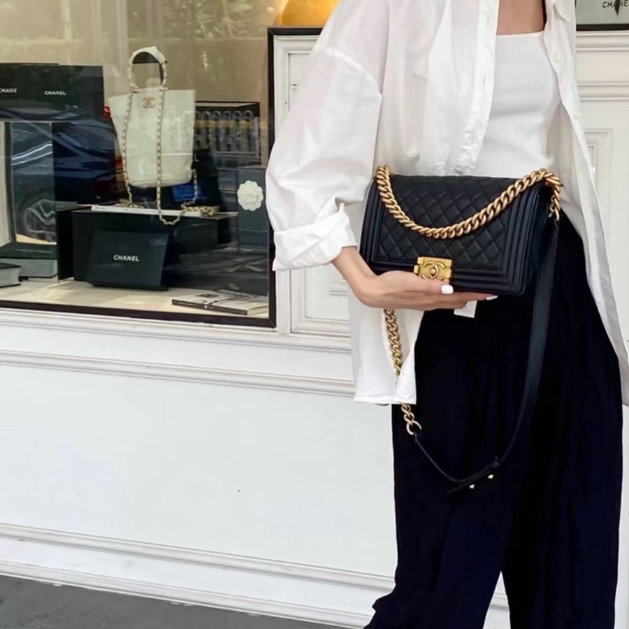 NOW BAGS｜【二手代購】Chanel leboy中號黑金全皮菱格單肩斜背包  22開-0