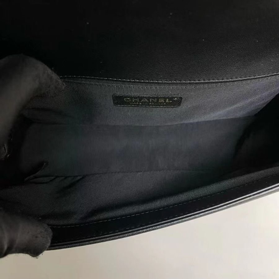 NOW BAGS｜【二手代購】Chanel leboy中號黑金全皮菱格單肩斜背包  22開-9
