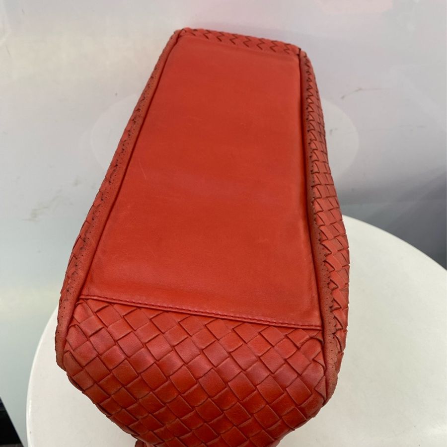 Bottega Veneta Handbag-2