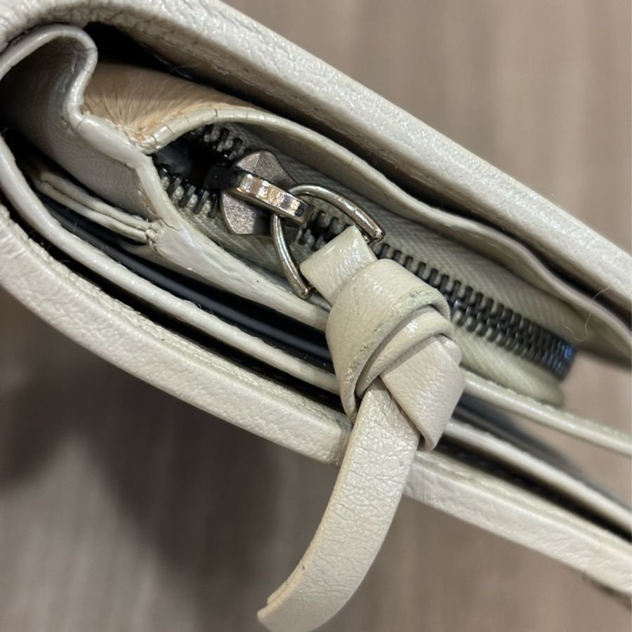 BOTTEGA VENETA BV 象牙白 編織 拉鍊零錢袋 洞洞 蕾絲 長夾-9