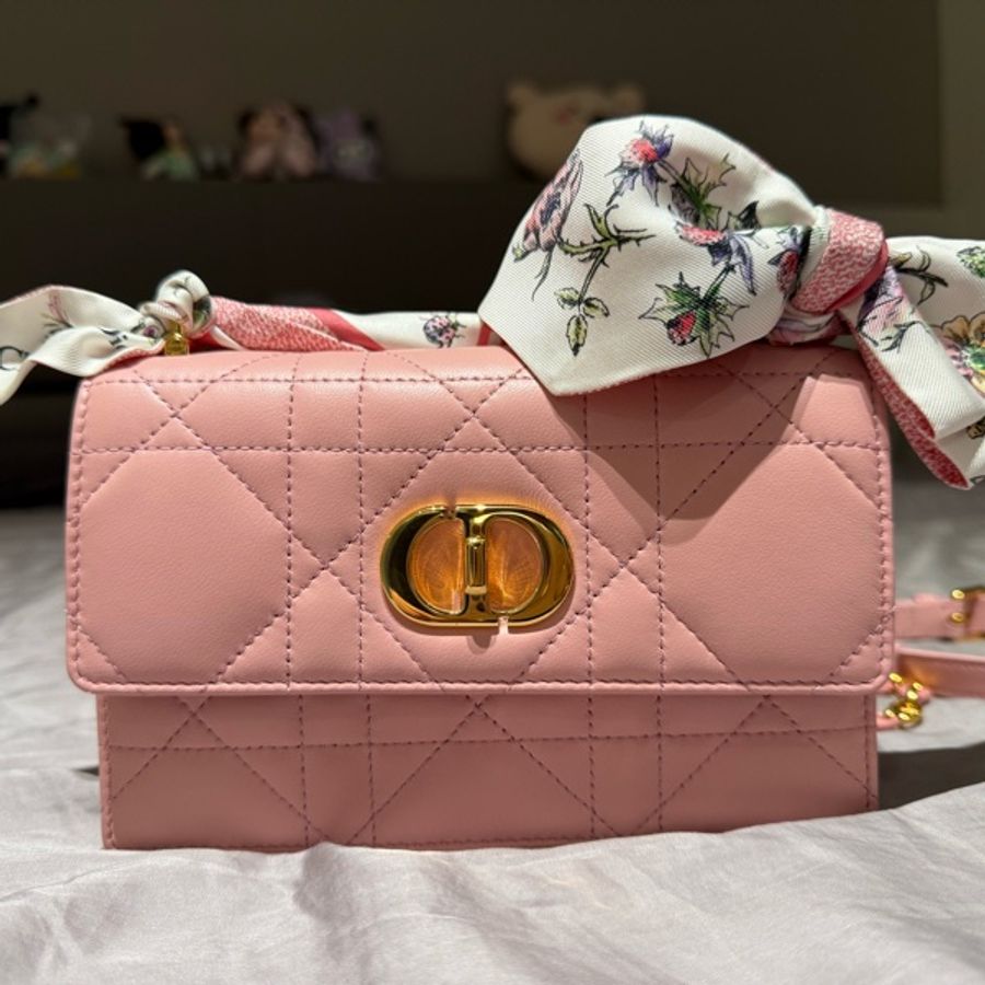 DIOR  Miss Caro 粉色 桃粉 限量色 羊皮 側背包 斜背包 迷你包 迪奧 Jisoo WOC 肩背包 皮夾-30