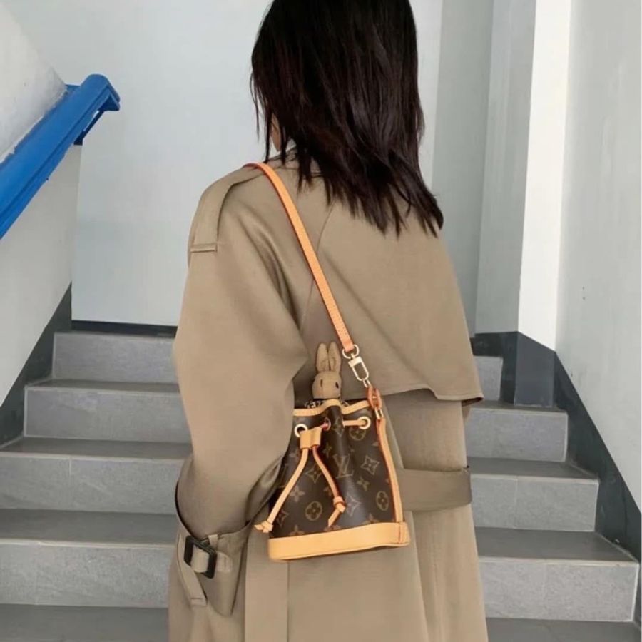 LV M81266 NANO NOÉ迷你水桶包 手提包肩背包 斜背包(棕色)-2