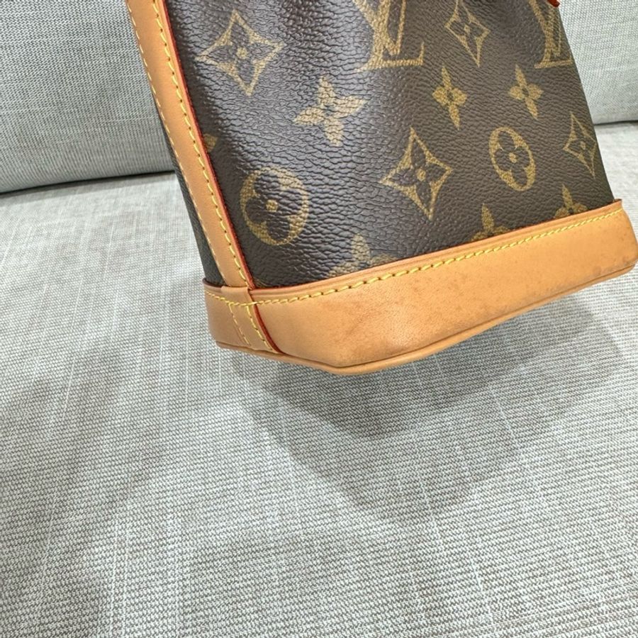 LV M81266 NANO NOÉ迷你水桶包 手提包肩背包 斜背包(棕色)-9