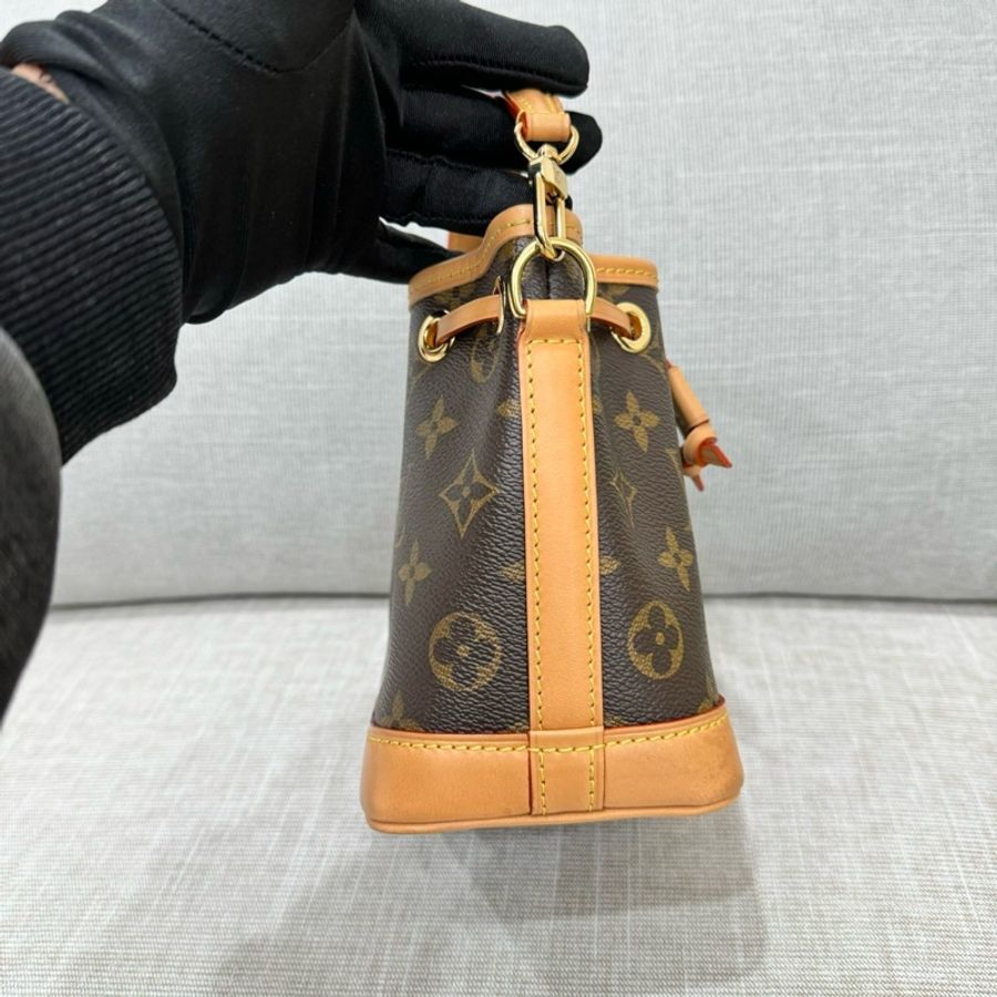 LV M81266 NANO NOÉ迷你水桶包 手提包肩背包 斜背包(棕色)-13