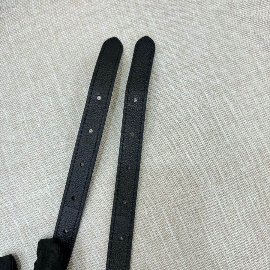 LV M46288經典CarryAll PM系列Monogram Empreinte皮革壓花肩背包 斜背包(黑色)-23