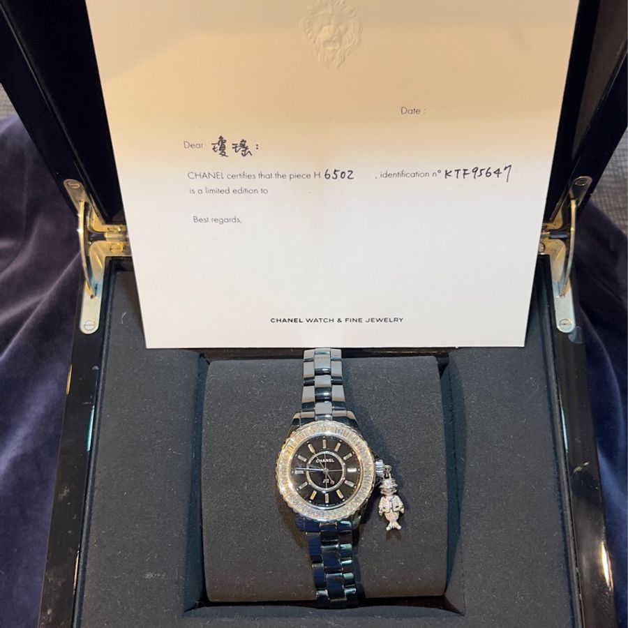 CHANEL Mademoiselle J12 Acte II Bikk (A 色款），33mm，鑽石283顆，限量20只-13