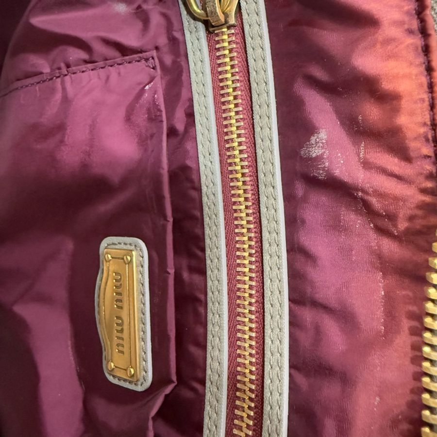 MIU MIU 灰色 金釦 膠皮帆布 2用包 可芙包 手提包 肩背包 斜背包-29