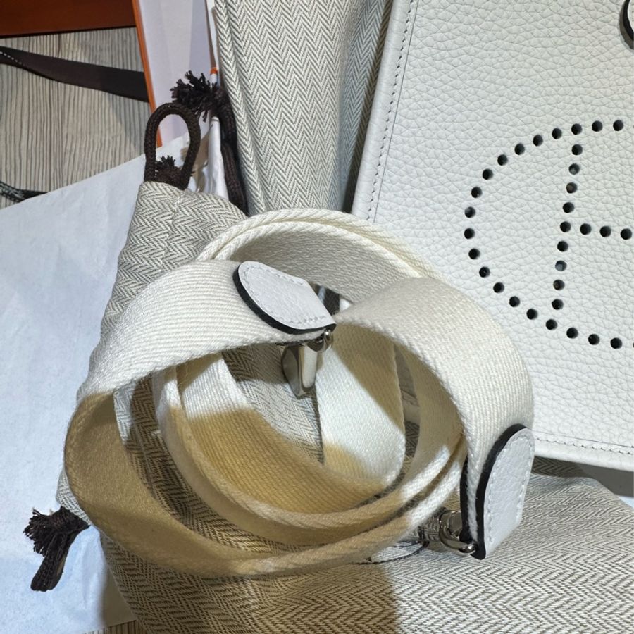 Hermes Mini evelyne 銀扣 白 K刻-10