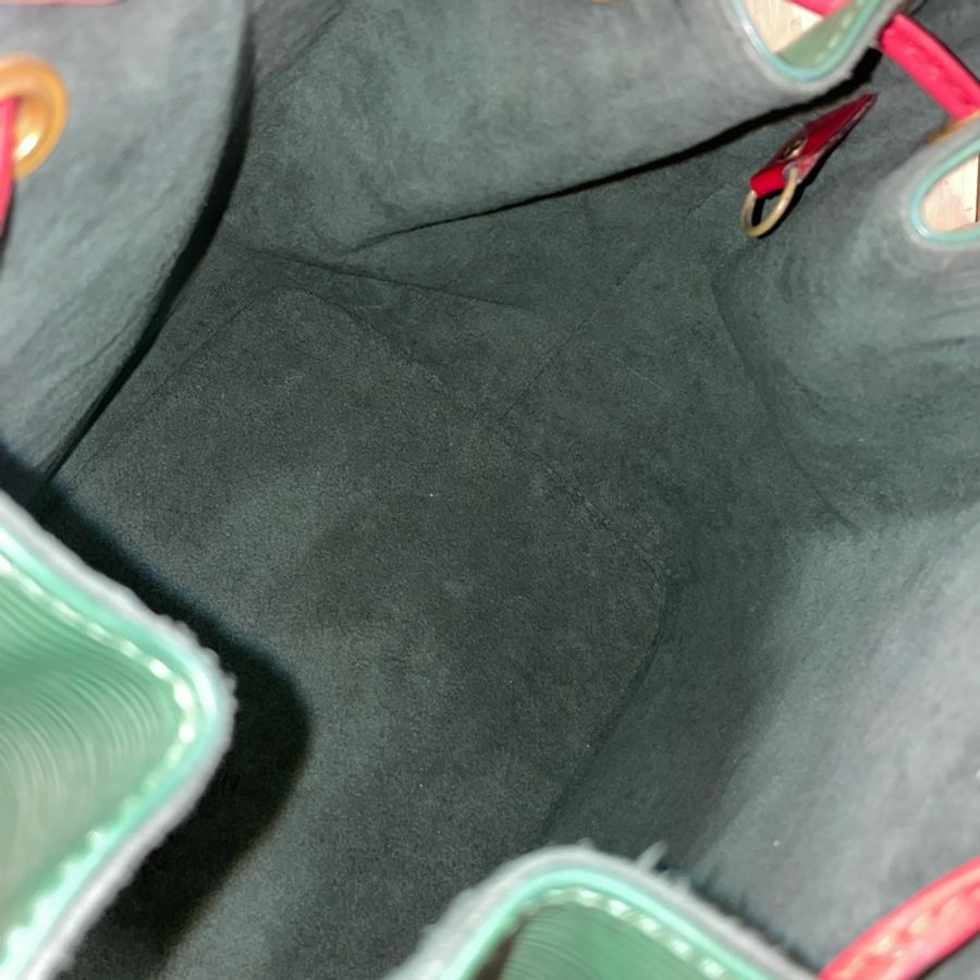 Louis Vuitton 綠拼紅Epi水波紋牛皮水桶包肩背包Noe-13