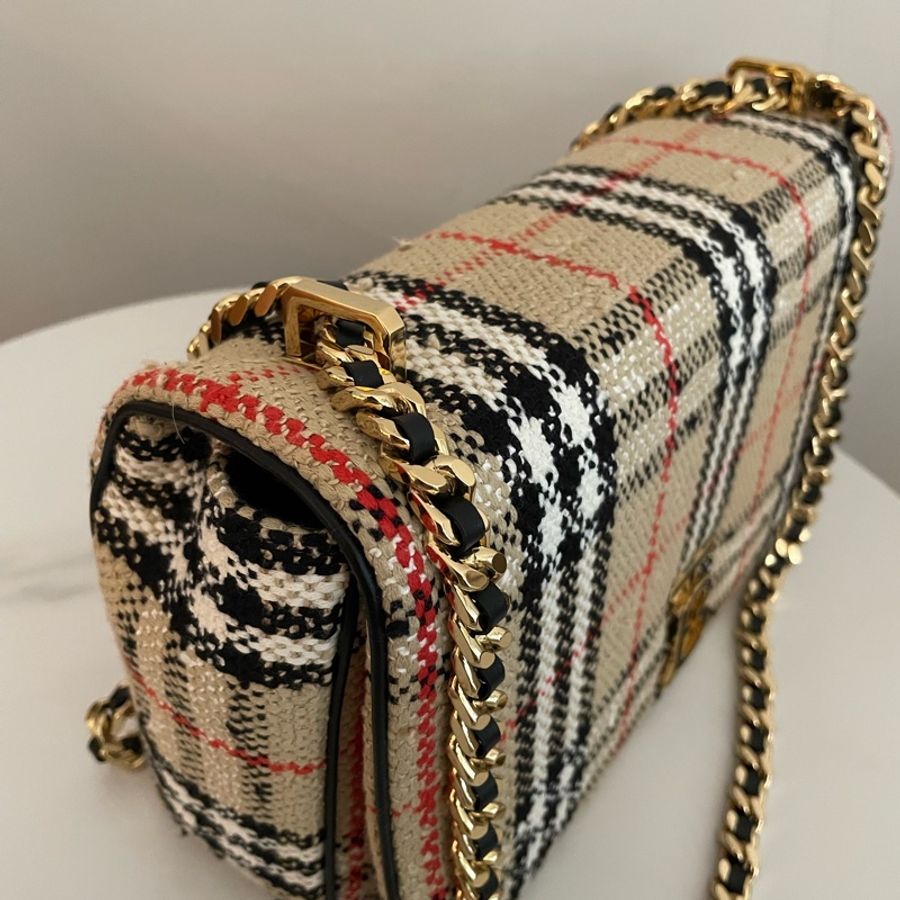 Burberry Lola 掀蓋鏈包-2