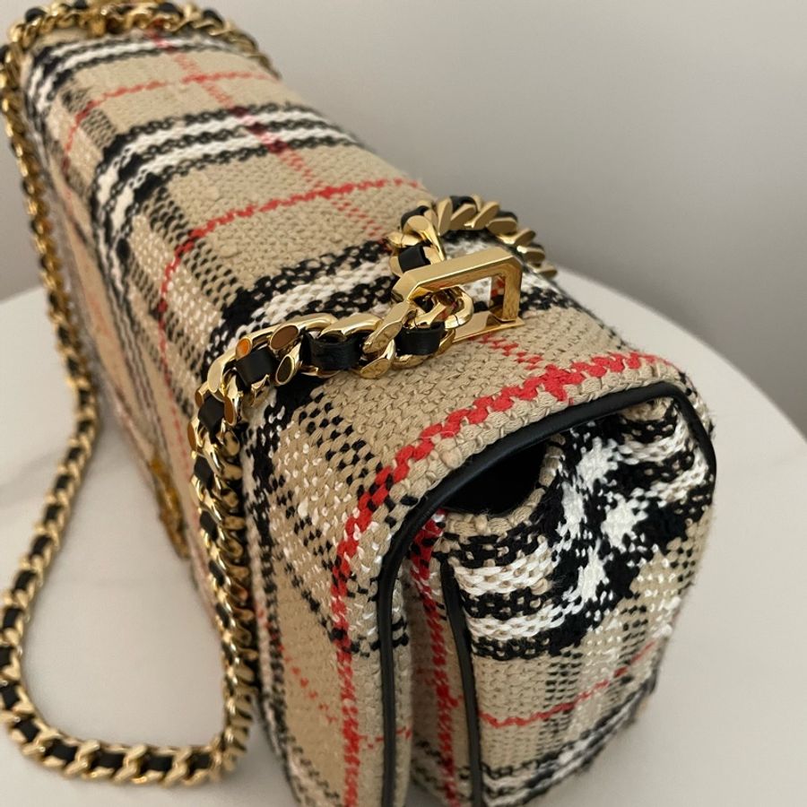 Burberry Lola 掀蓋鏈包-3