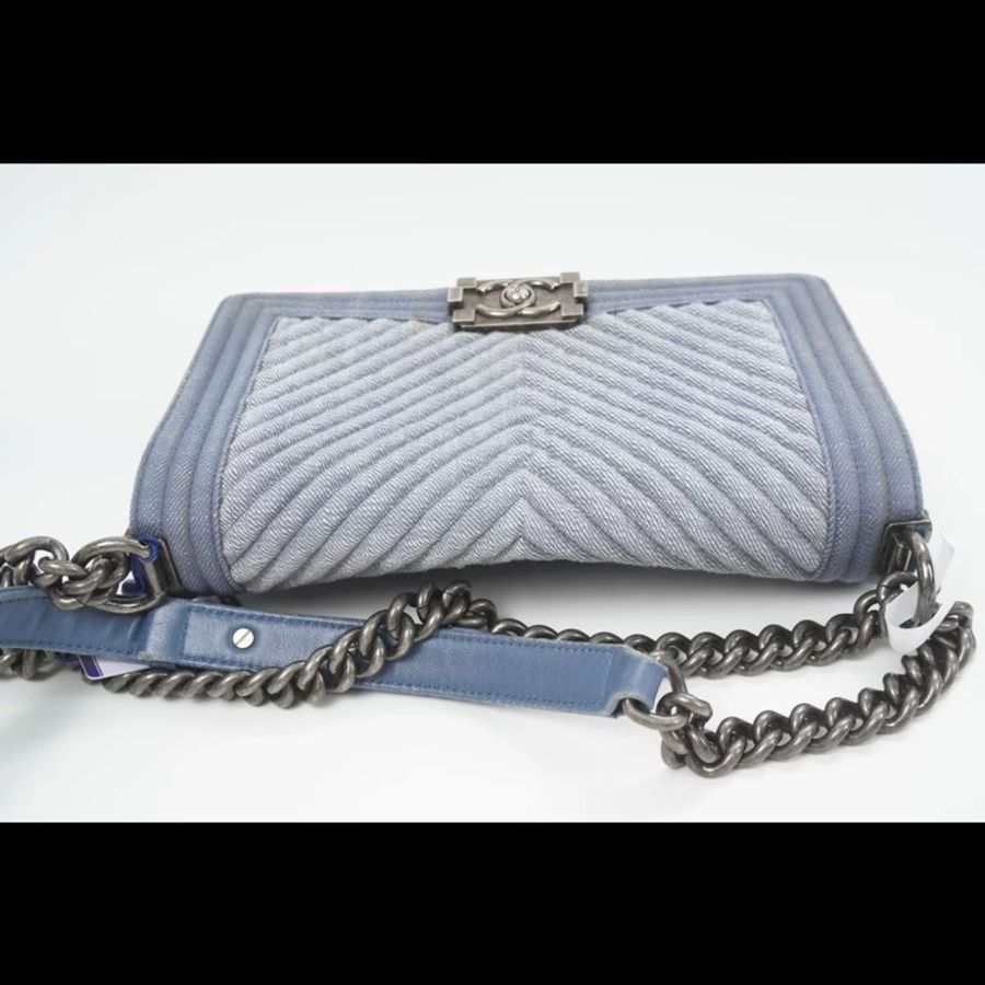Chanel Leboy25牛仔單寧限定款🩵99新 超稀有夏天必備單品-43