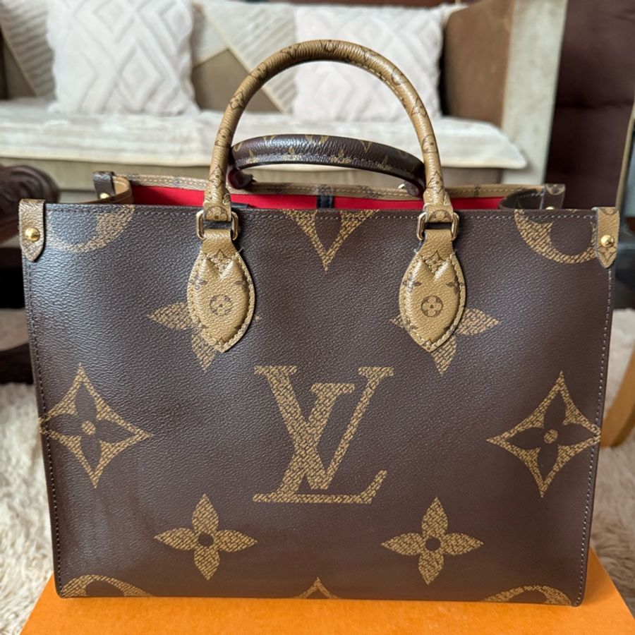 LV on the go-1