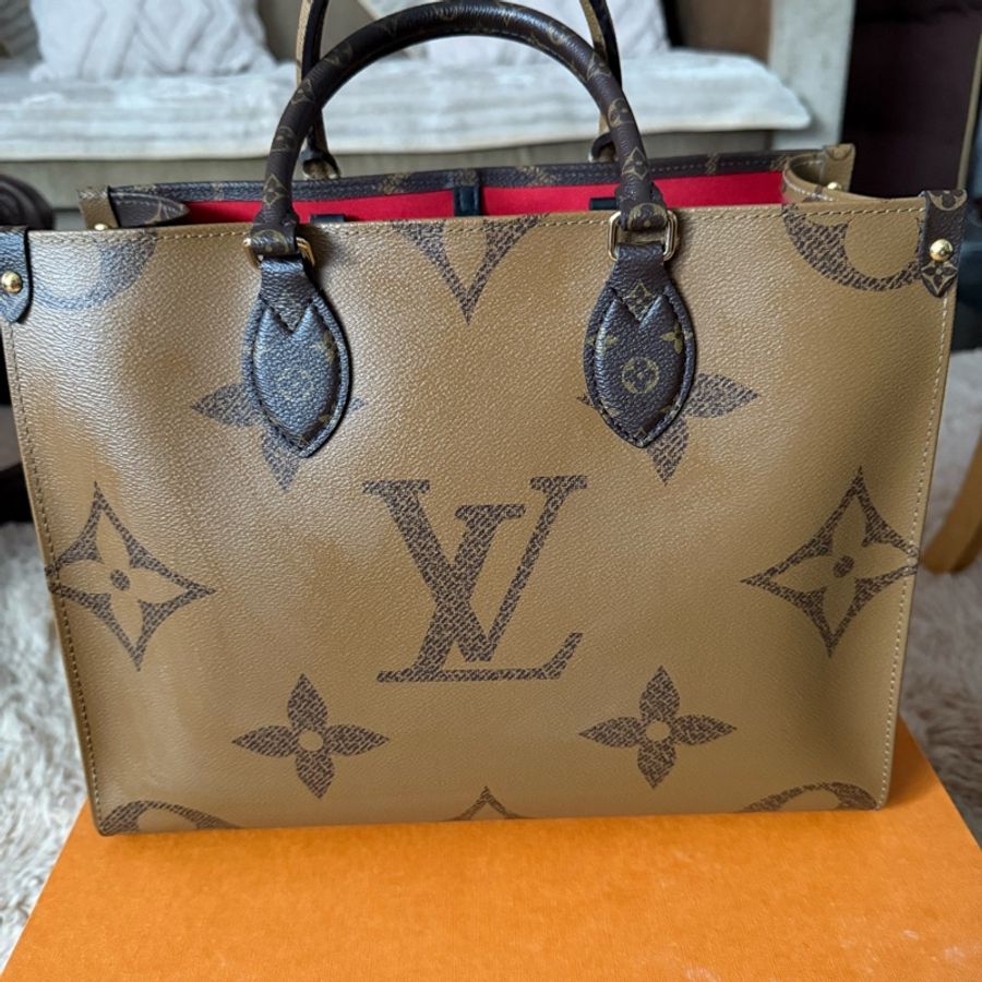 LV on the go-12