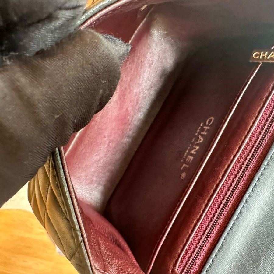 chanel香奈兒黑金菱格紋雙C扣方胖子鏈條包-8