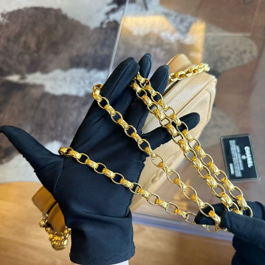 Chanel香奈兒魚子醬金球雕花鏈條相機包帶卡-13