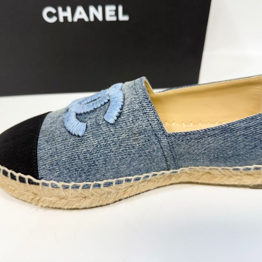 CHANEL牛仔藍拚黑頭草編鉛筆鞋38碼-10