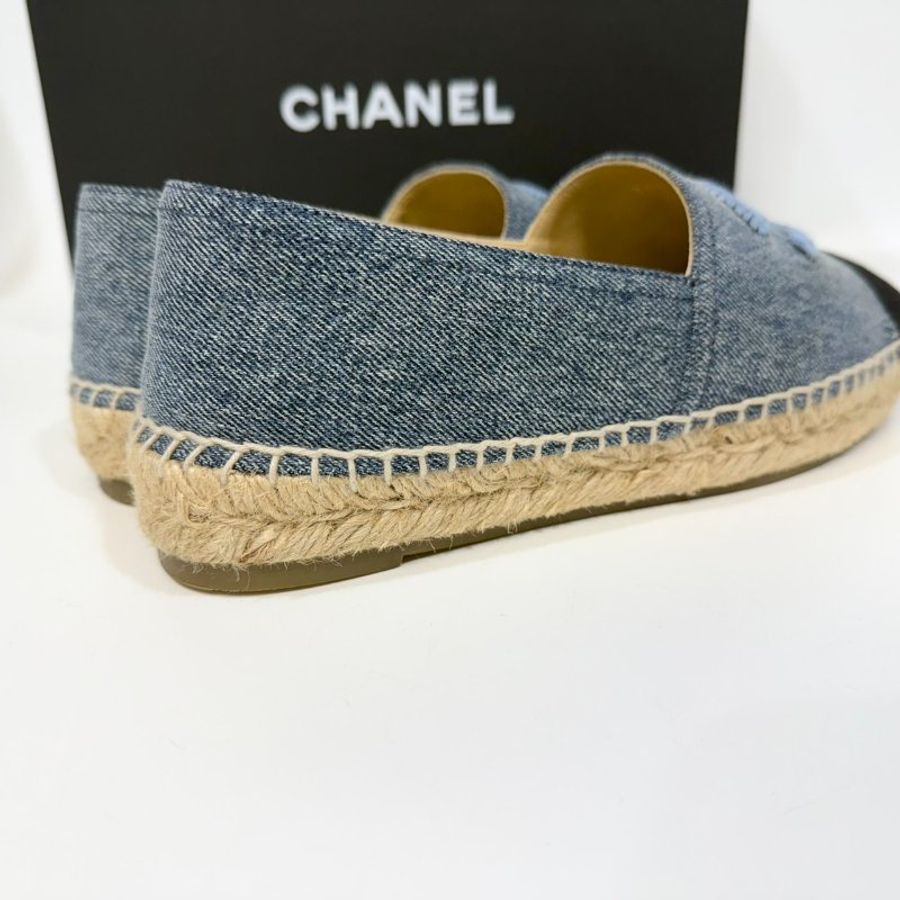 CHANEL牛仔藍拚黑頭草編鉛筆鞋38碼-13