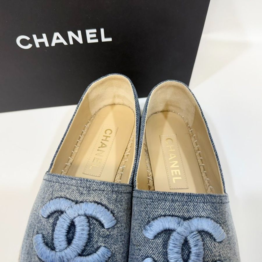 CHANEL牛仔藍拚黑頭草編鉛筆鞋38碼-19