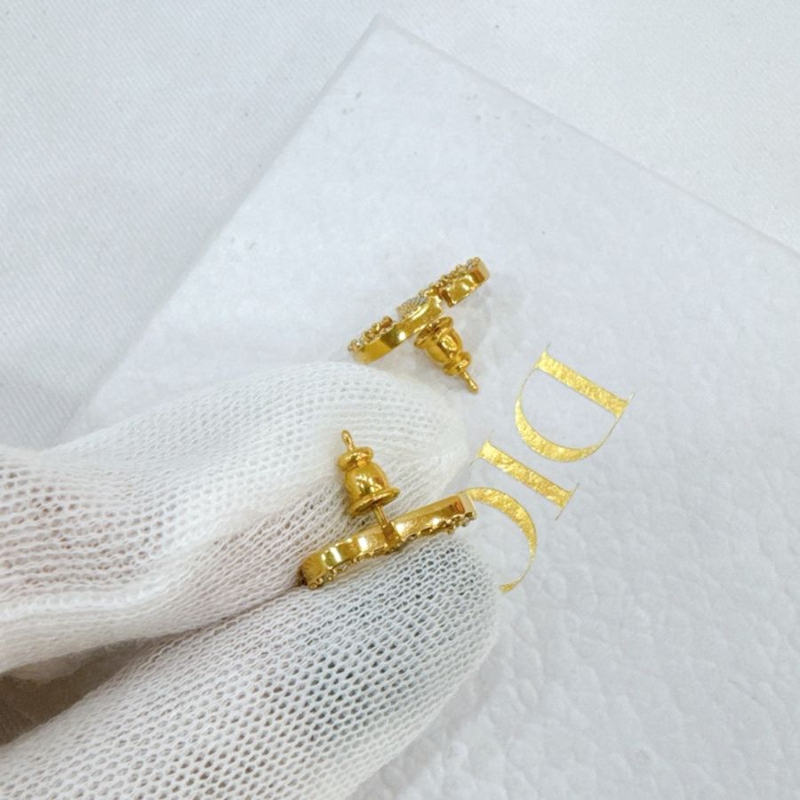 莉亞精品♡ Dior CD水鑽耳針E1742PTCCY_D301全新-3