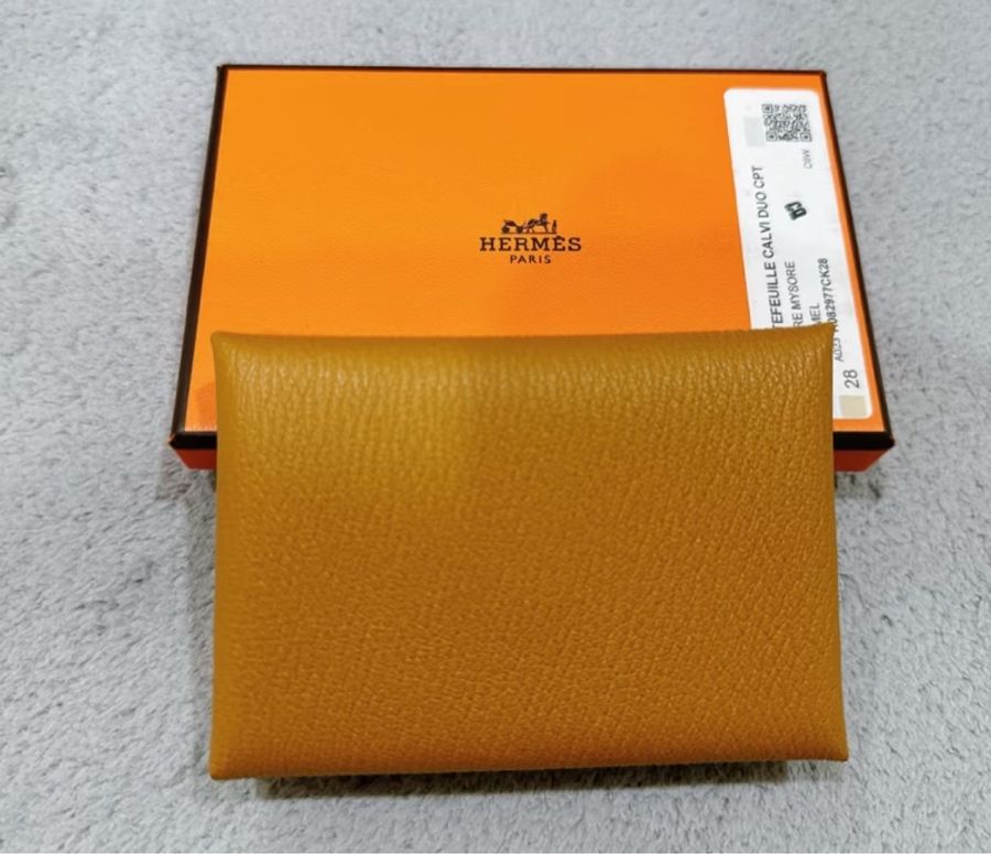 全新現貨 Hermes CALVI DUO 山羊皮 焦糖色零錢包-0