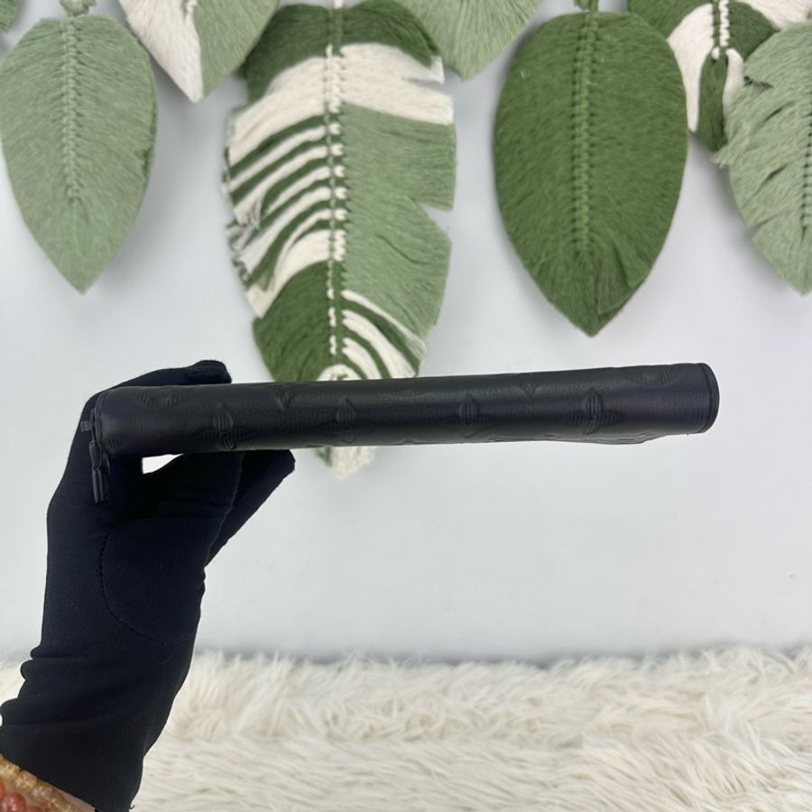 LV Shadow Zippy 黑色真皮壓紋長銀包 晶片款-4