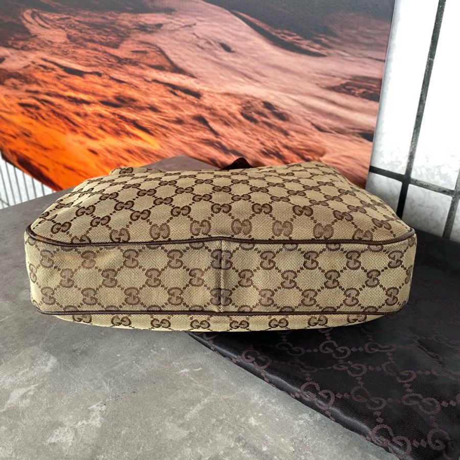 Gucci 老花肩背hobo包-17