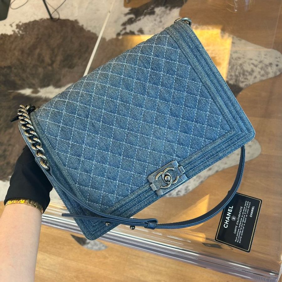 Chanel香奈兒菱格紋牛仔leboy鏈條包帶卡-0