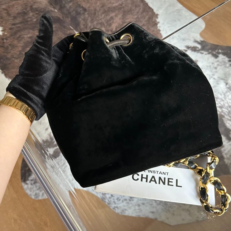 Chanel香奈兒黑金絲絨金球水桶鏈條包-4