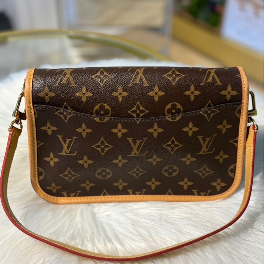 LV 經典法棍包(附斜背肩帶)-2