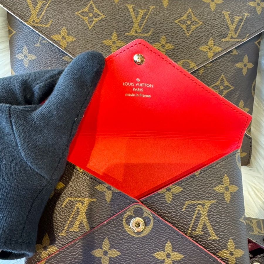 LV Kirigami 三件式信封包-3