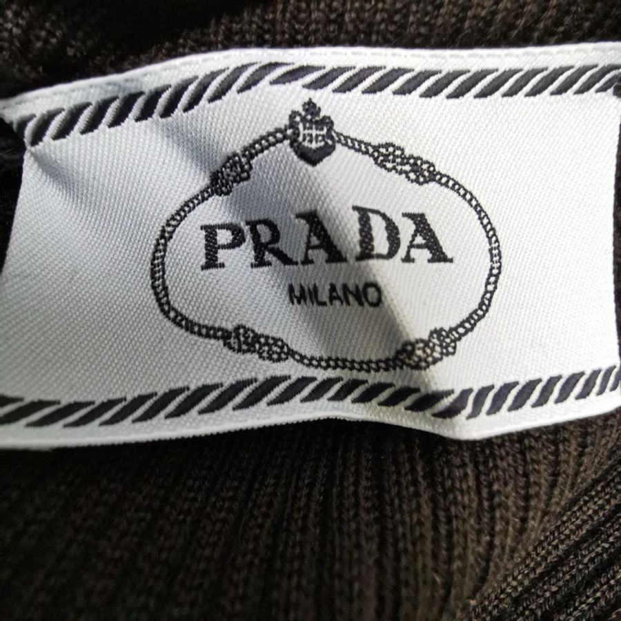 Prada 羊毛純色高領長袖針織衫44碼-4