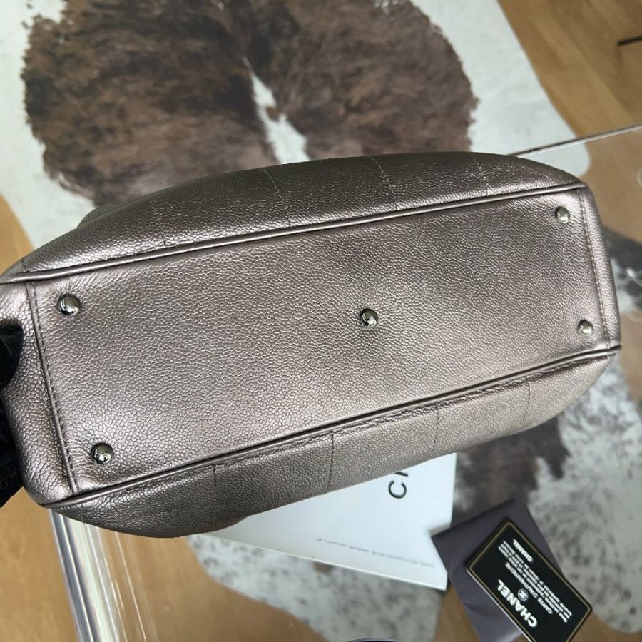 Chanel香奈兒冰格波士頓枕頭包帶卡-2