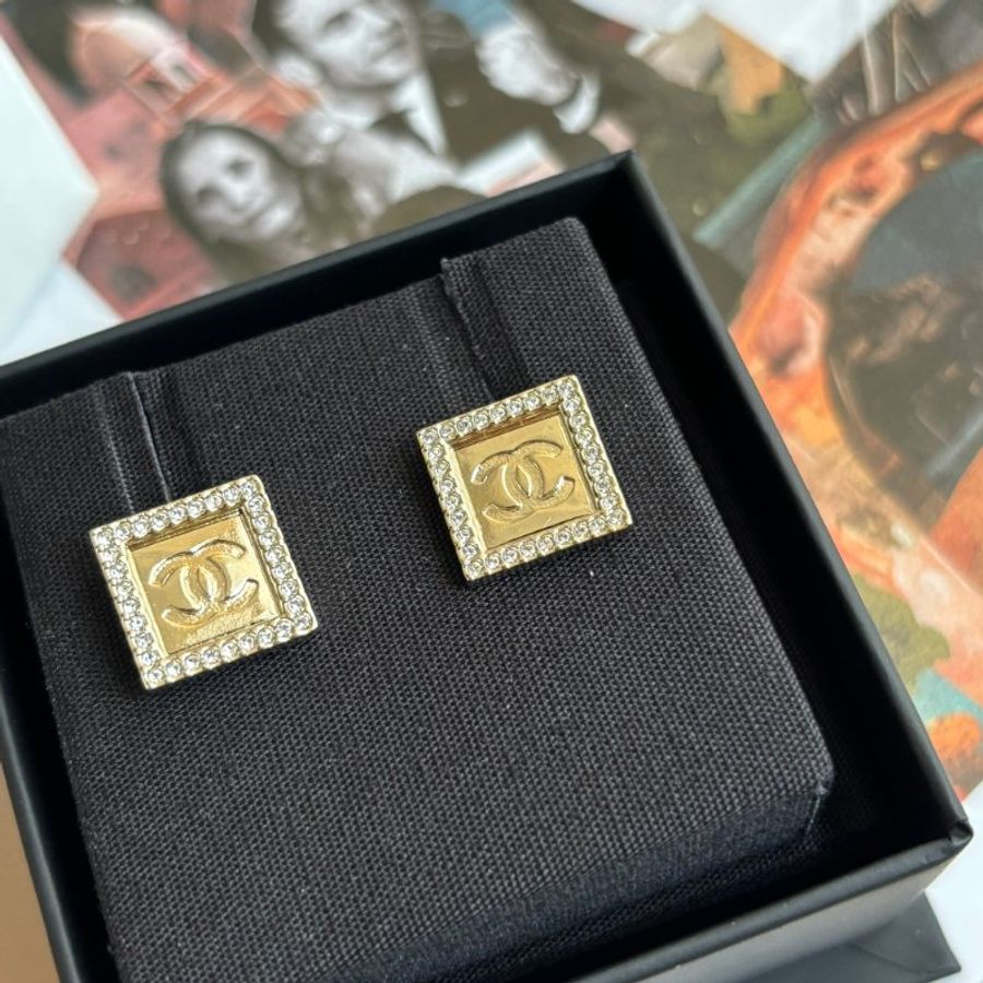 ::CHANEL:: 淡金方糖復古鑲鑽耳環-8