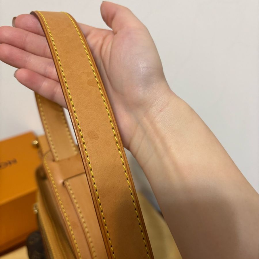 LV 斜挎包 HUDSON M40045-17