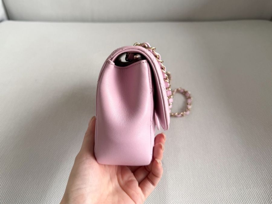 CHANEL 22cm 粉色經典菱格紋小羊皮包-2