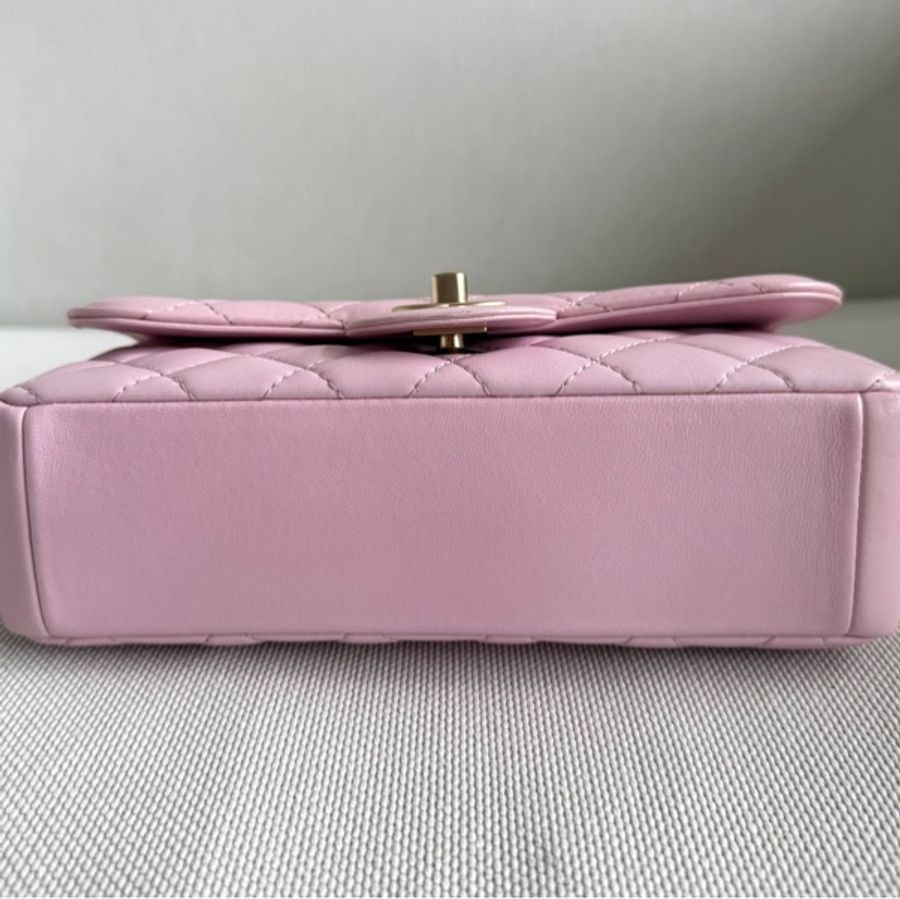 CHANEL 22cm 粉色經典菱格紋小羊皮包-8
