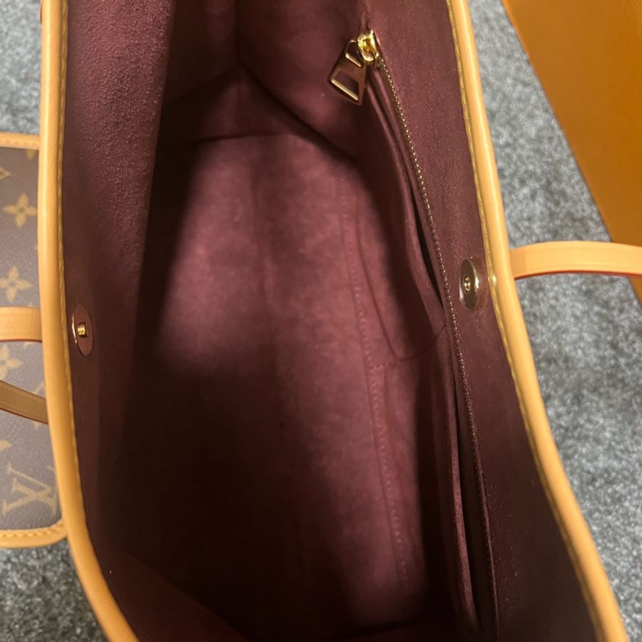 LV carryall pm-12