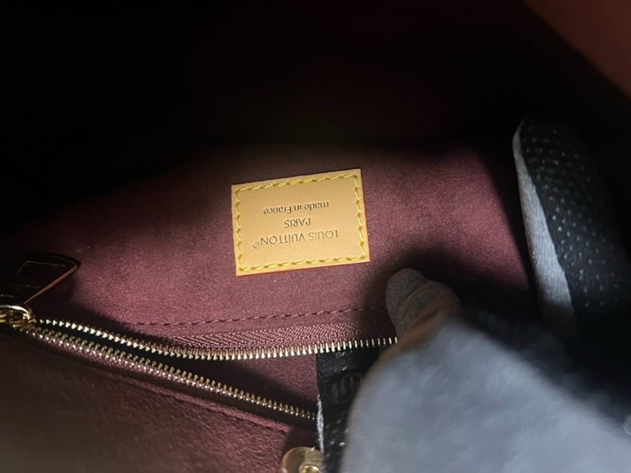 LV carryall bb-12